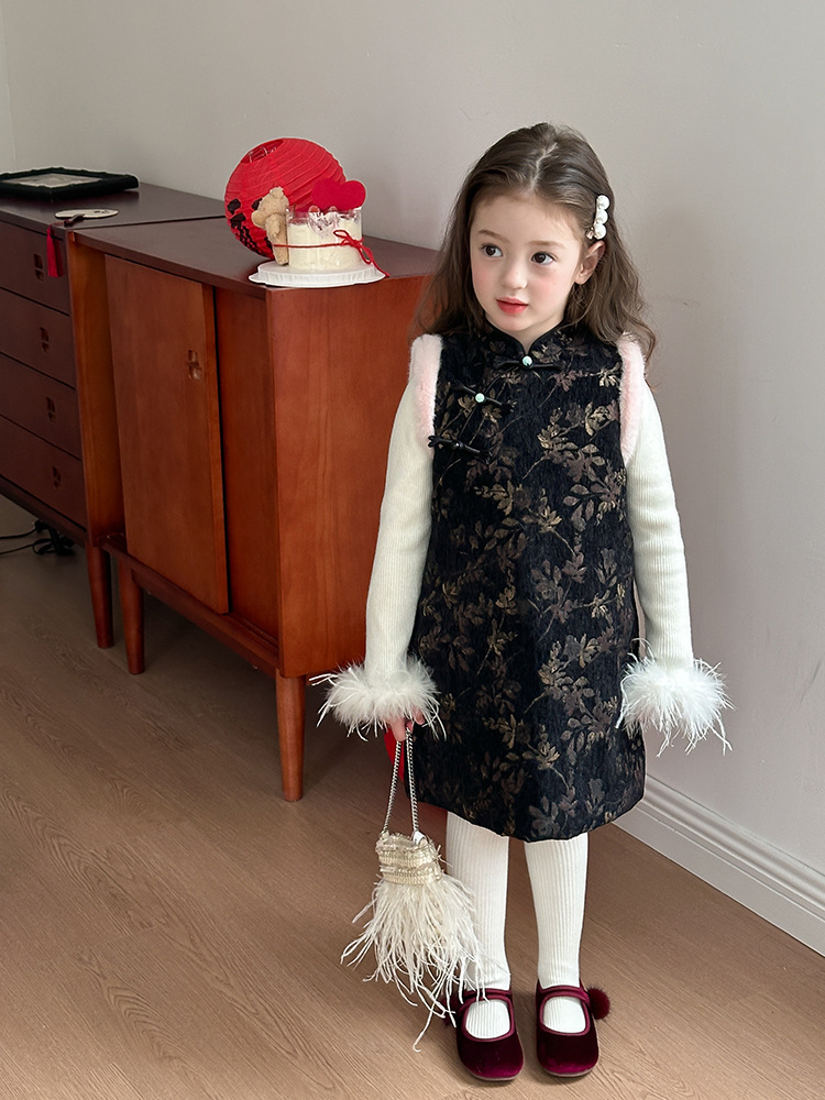 Aimo Beibei Girls' Temperament Thickened Warm New Year's Eve Clothes Cute Stuffed Patchwork Western Style Improved Cheongsam Skirt