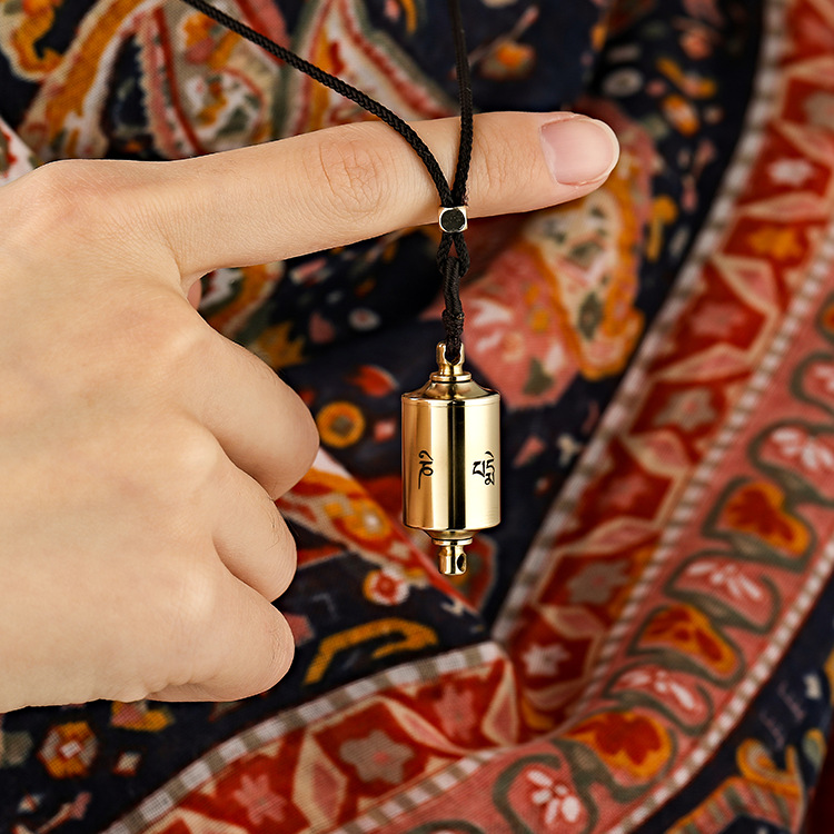 Ci Jian protects the scepter warring wheel pendant paper scripture Manibao pure copper warring cylinder pendant source manufacturer