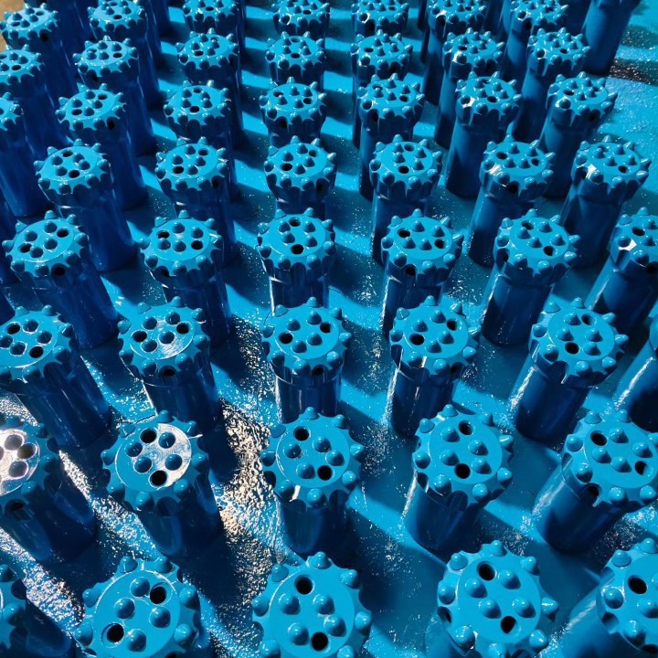 Зубчатая конусная деталь диаметром 216 мм, прямая продажа с завода