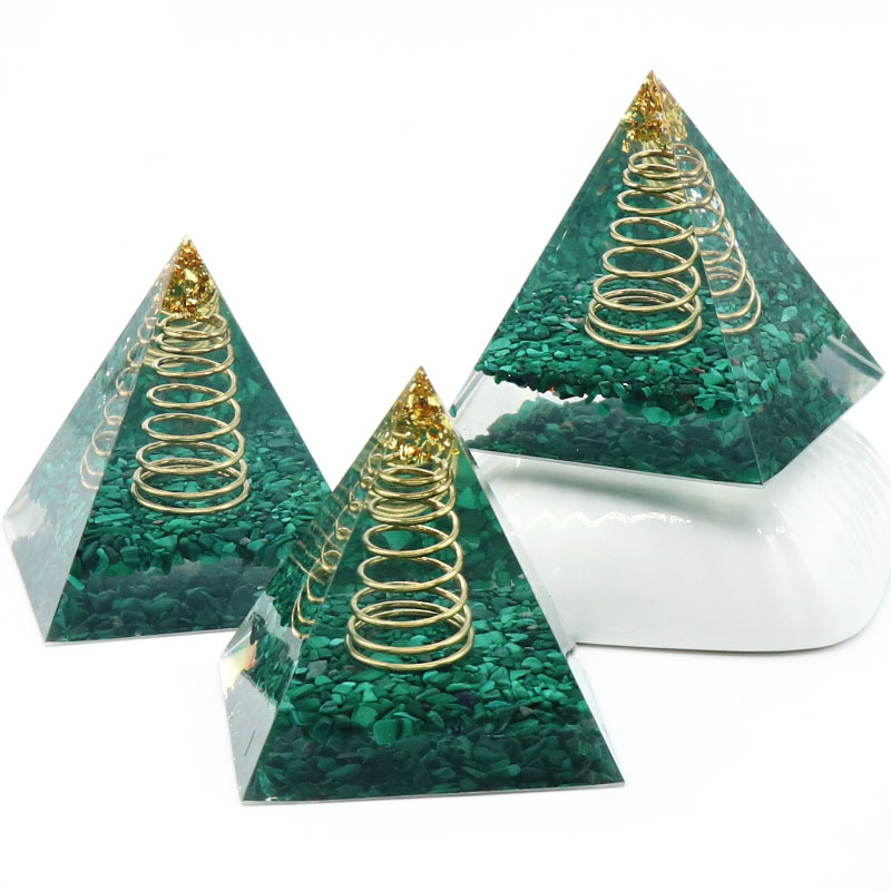 1143-6cm Malachite Pyramid Resin Wrapped Natural Malachite Gravel Wire Gold Foil Pyramid Ornament
