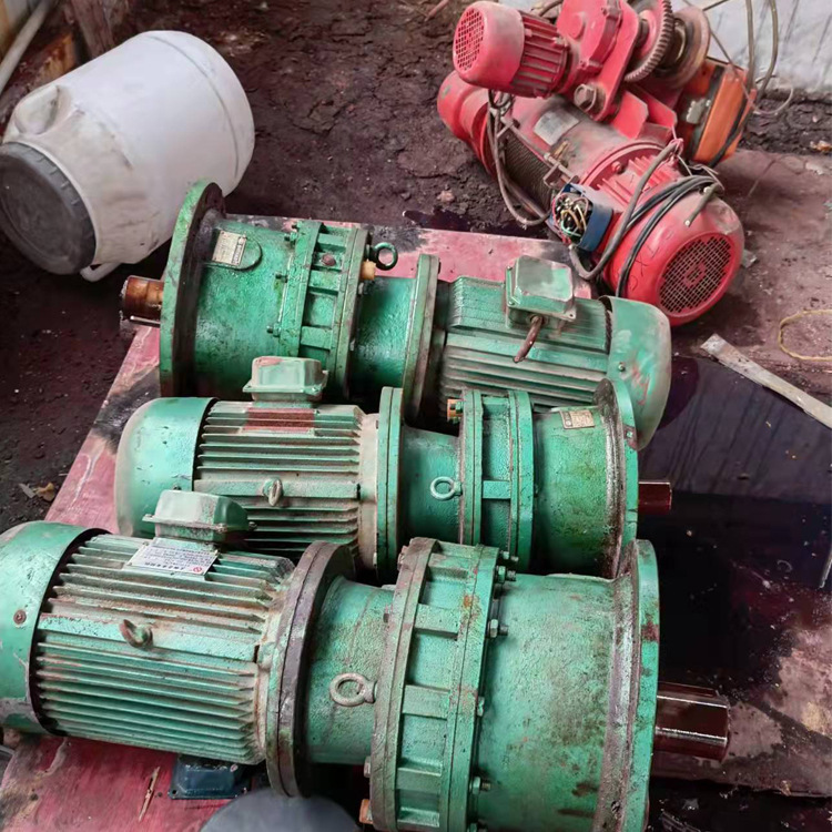 Transfer and sale of [5 tons] second-hand reactor a five-ton chemical reactor factory processing