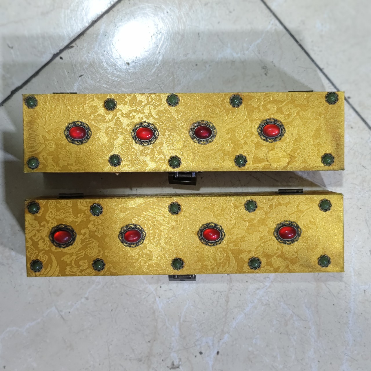 Коробка из желтых бусин, деревянная коробка, слепая коробка, каллиграфия и живопись, антикварные изделия, коллекционные предметы