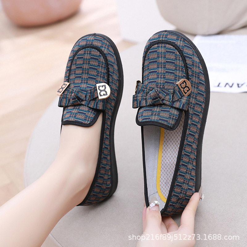 Пекинские тканевые туфли балетки весна и осень, повседневные туфли с низким вырезом для мам, мягкая подошва, слепоны для женщин среднего и пожилого возраста