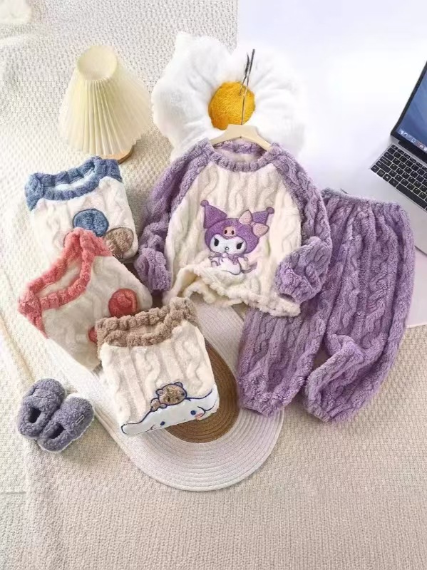 Cloud velvet home clothing 2025 new jacquard comfortable cotton velvet parent clothing thick warm two-piece factory wholesale tide