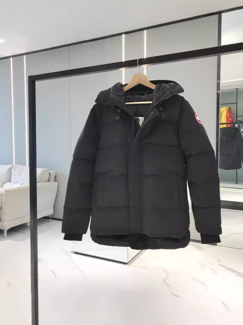 Cross-border exclusive for Putian Goose 17 men's and women's jackets lovers winter thickened down jacket wholesale