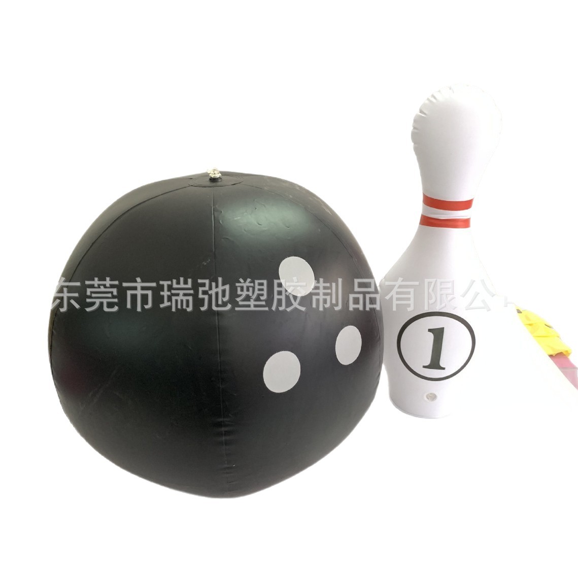 Customized Wholesale Inflatable Bowling Set Indoor Family Sports Game Bowling Toy Pvc Throwing Toy