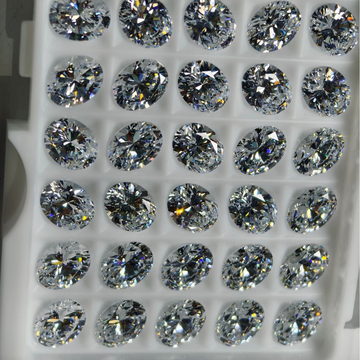 Egg-Shaped Os Oval Guitai Material 5Aspg Cut Zircon Cubic Zirconia Loose Stone