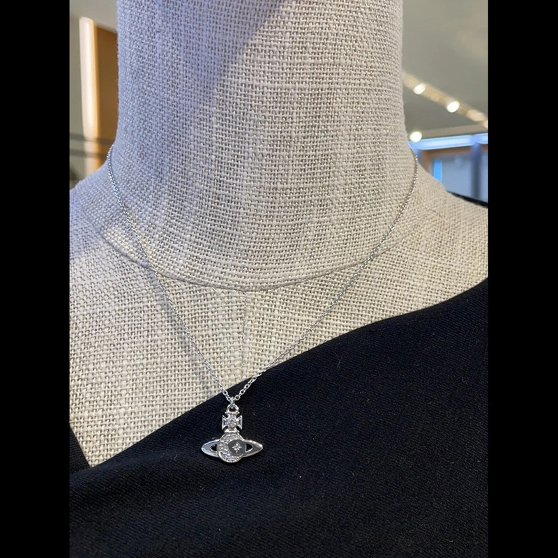 Empress Planet Zirconia Stud Earrings Fashionable and Elegant Star Earrings Unique Design Versatile Earrings Wholesale