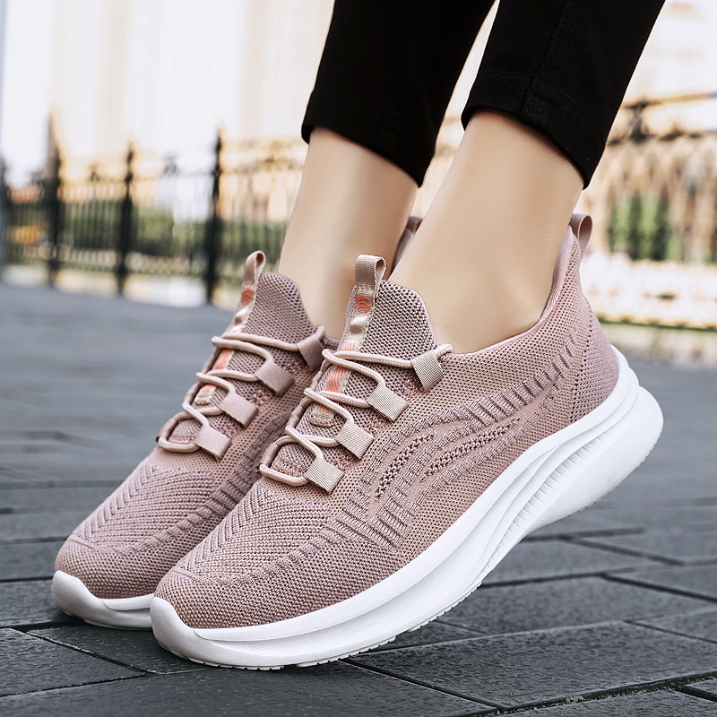 2026 Spring New Model Walking Shoes for Women and Men, Soft Sole Breathable Shoes for Middle-Aged and Elderly, Women's Mom Sneakers