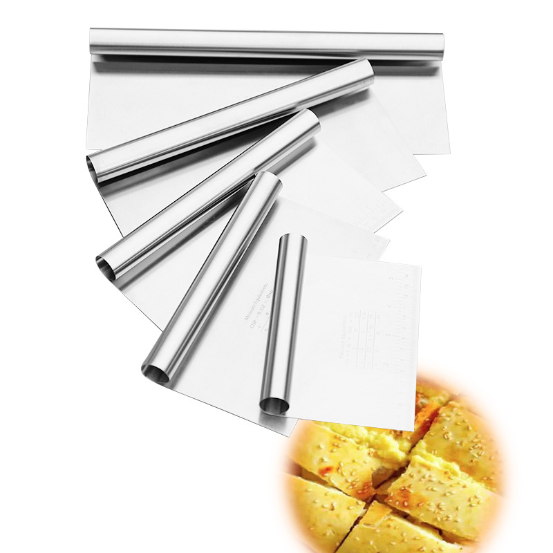 Stainless steel scraper with scale cutting dough scraping rice rolls non-stick scraper cutting knife oil scraper cutting steamed bread cutting tool