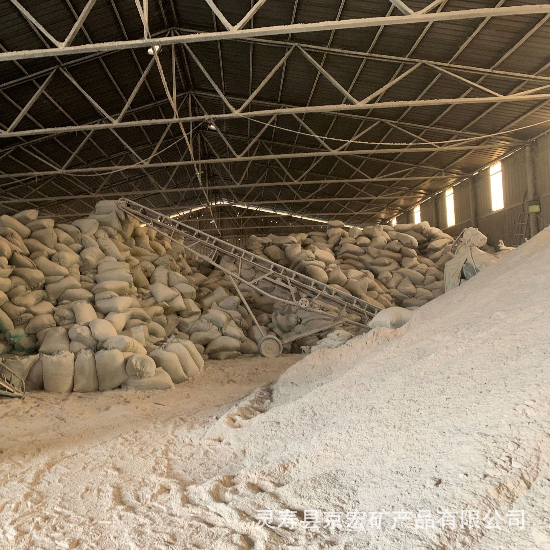 Manufacturers supply Poplar powder Miscellaneous wood powder sawdust papermaking Poplar powder oil removing wood powder for incense