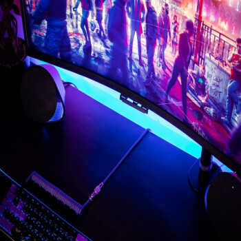 Tobii Tobii Eye Tracker Installation Kit Curved Bracket and Metal Plate Mount