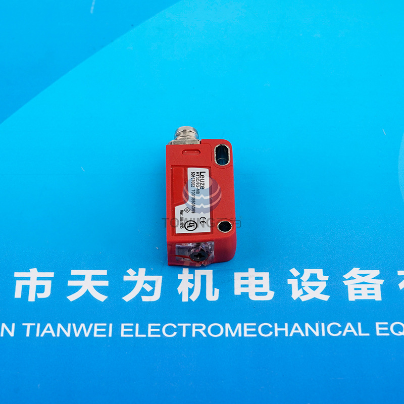 Ht3C/6G-M8 New Original German Leuze Diffuse Reflection Photoelectric Sensor
