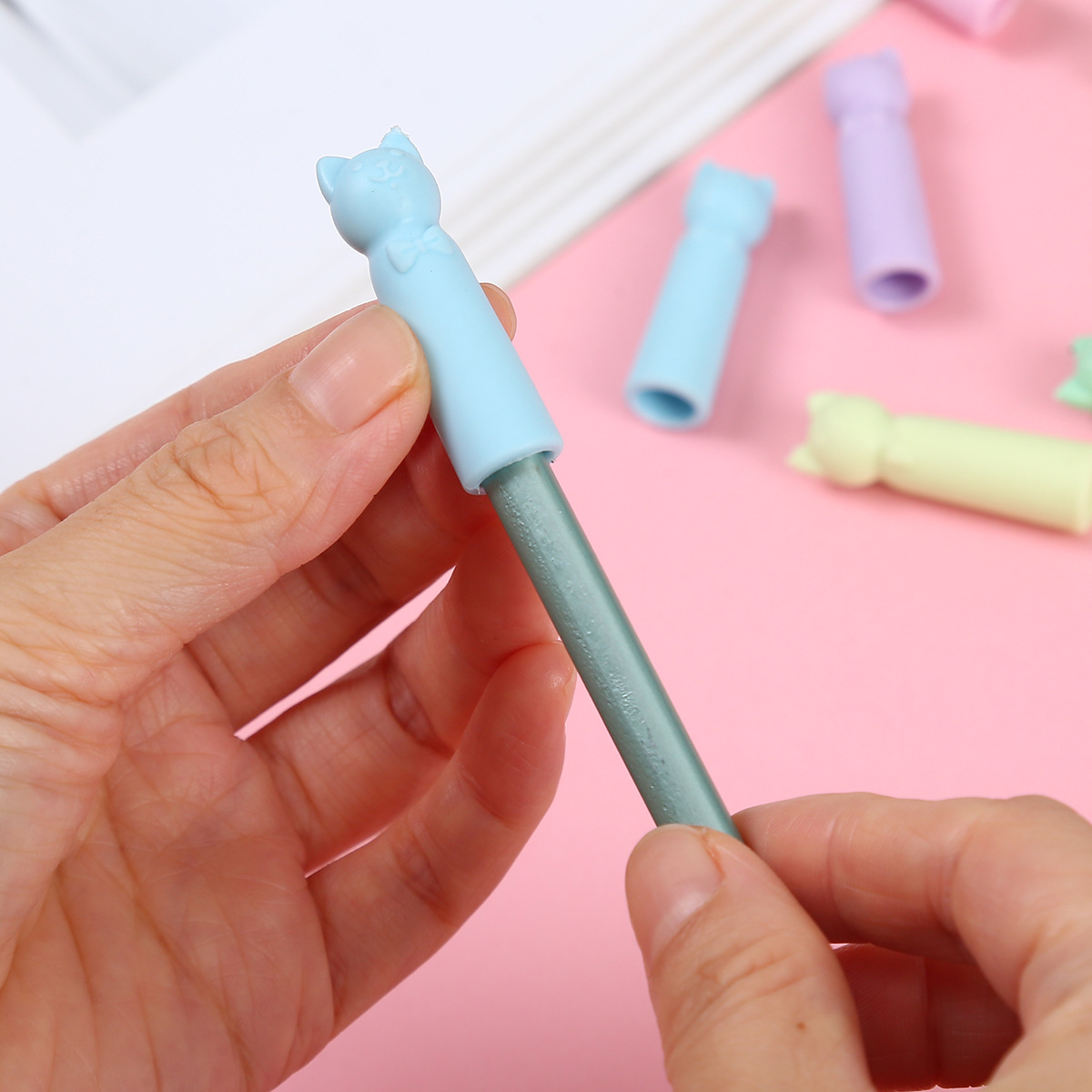 New Cartoon Pen Cap Eraser Pencil Extender Traceless Less Crumb Protective Cover Soft Rubber Cat Ear Pencil Cap