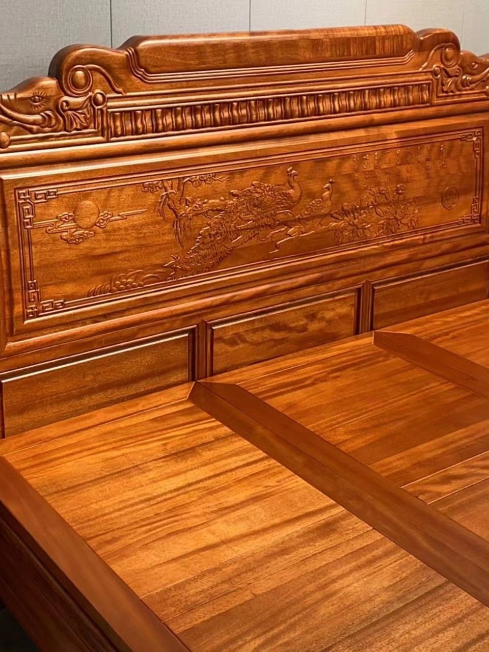 Golden Rosewood Solid Wood Bed with Mortise and Tenon Structure Double Bed New Chinoiserie Master Bedroom 1.8m Antique Carved Solid Wood Wedding Bed
