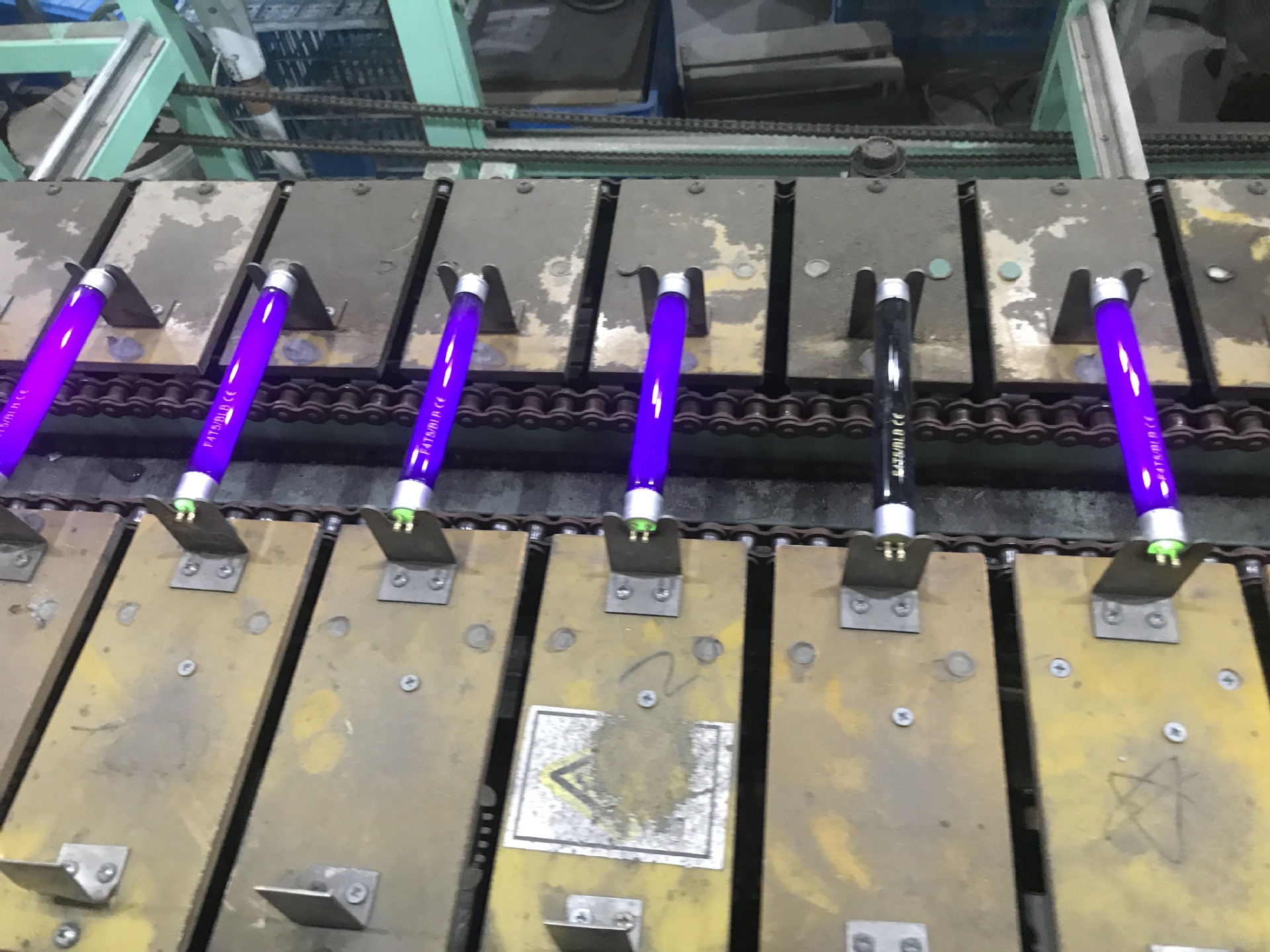 T5 Purple Light Tube Black Currency Detector Lamp 4W6W8W Uv Lamp Zhejiang Haining No Blb Is Blb 4Wh