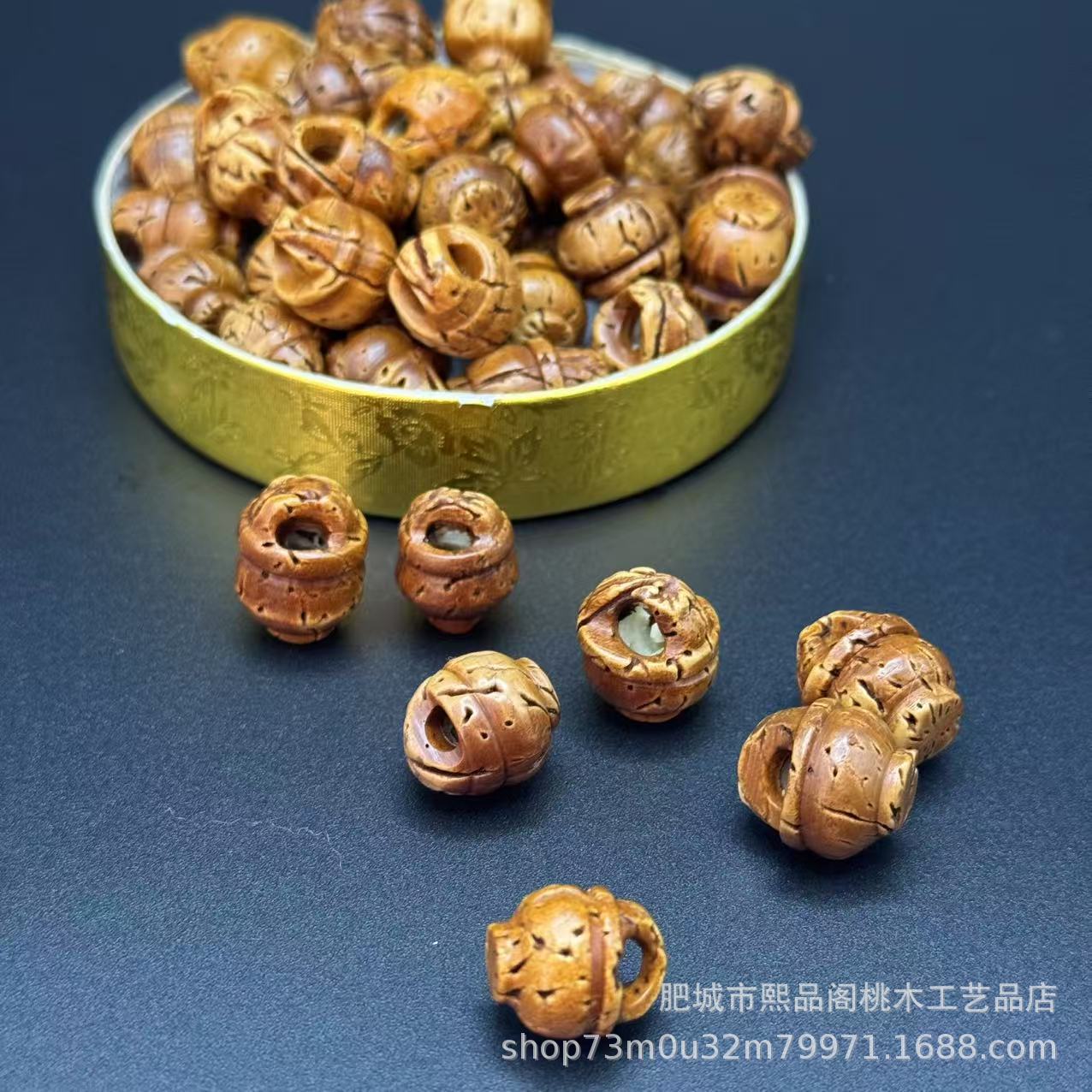 Manufacturer Wholesale Handmade Wild Peach Walnut Wood Peach Basket Bracelet Red Rope Baby Children's Ancient Lace Accessories