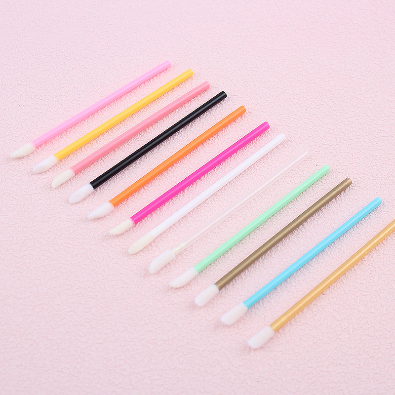 Portable disposable lip brush eye shadow lipstick lip glaze hollow rod lip brush nylon hair small lip brush beauty tools