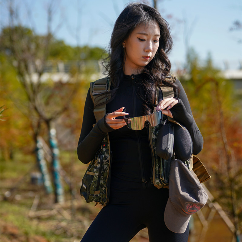 Cross-border wholesale camouflage sea fishing buoyancy vest vest outdoor swimming suit adjustable breathable sea fishing life jacket