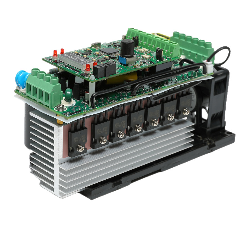 Single-phase 220V variable three-phase 380V universal inverter 0.75 1.5 2.2 5.5kw motor governor