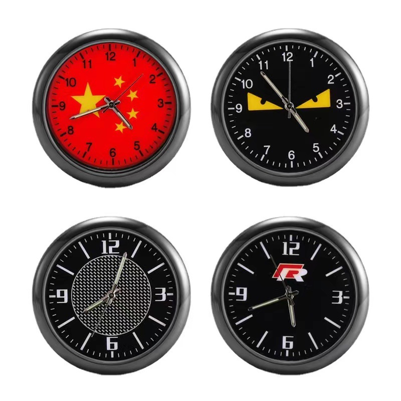 Большое количество модных автомобильных часов Случайные светящиеся автомобильные аксессуары оптом