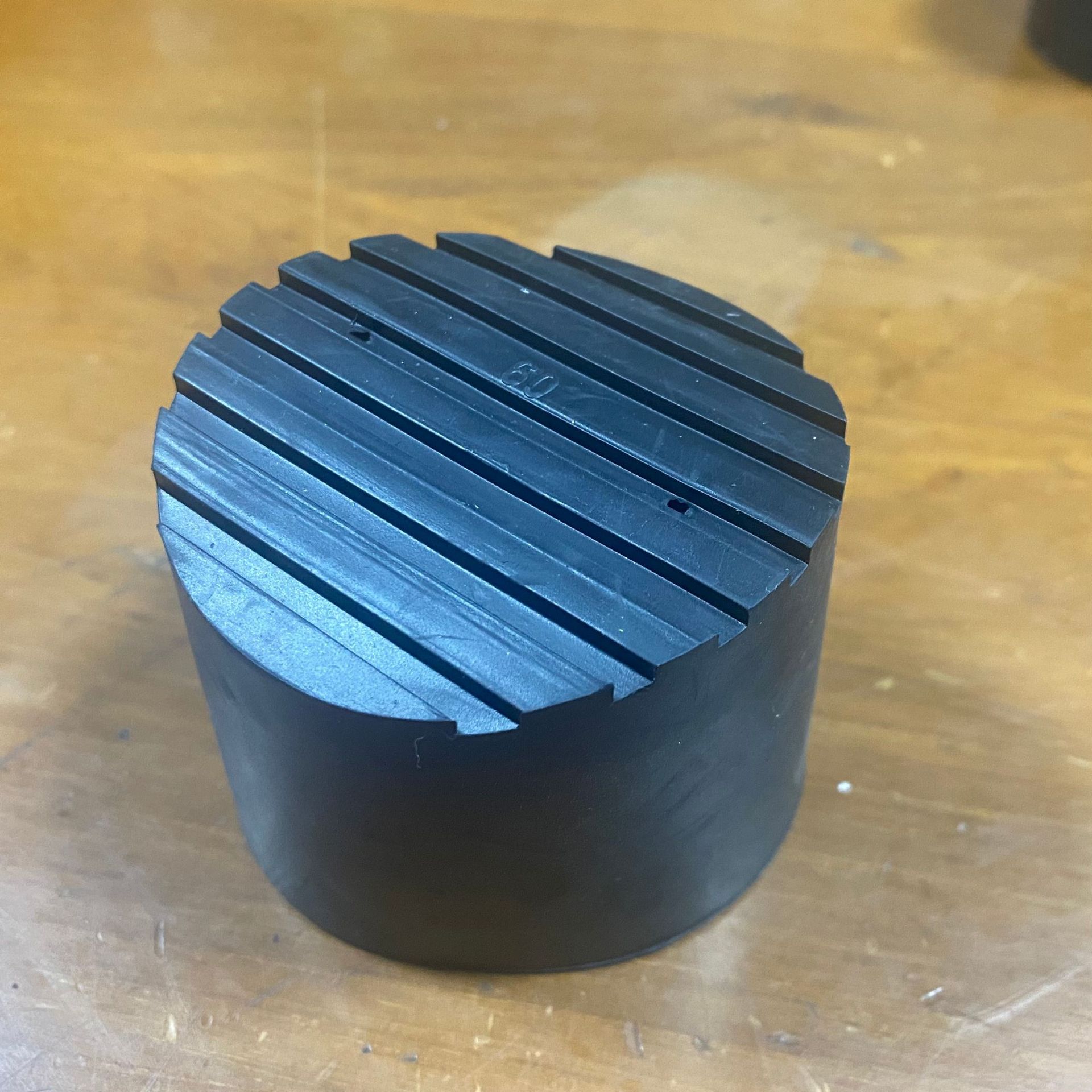 Утолщенная телескопическая лестница, нескользящие и износостойкие пластиковые накладки на ноги, алюминиевая лестница, бамбуковая лестница, оптовая продажа круглых аксессуаров