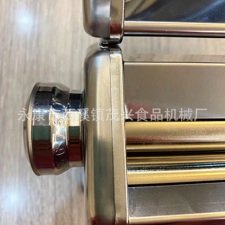 New foreign trade stainless steel split two-knife household noodle pressing machine manual noodle machine dumpling skin Rolling Machine 8-block adjustment