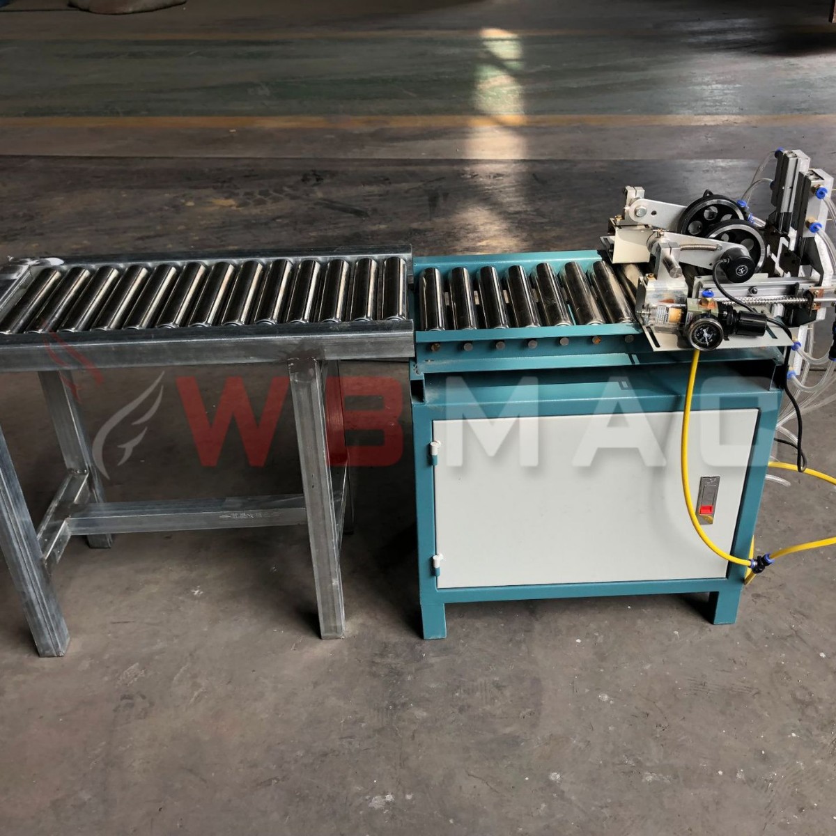 Charcoal Rod Cutting Machine for Production Line Mechanism Charcoal Rod / Activated Carbon Rod Cutting