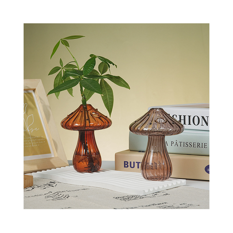 Transparent Colored Glass Mushroom Vase Hydroponic Transparent Small Vase Home Colored Mushroom Glass Vase Aromatherapy Bottle