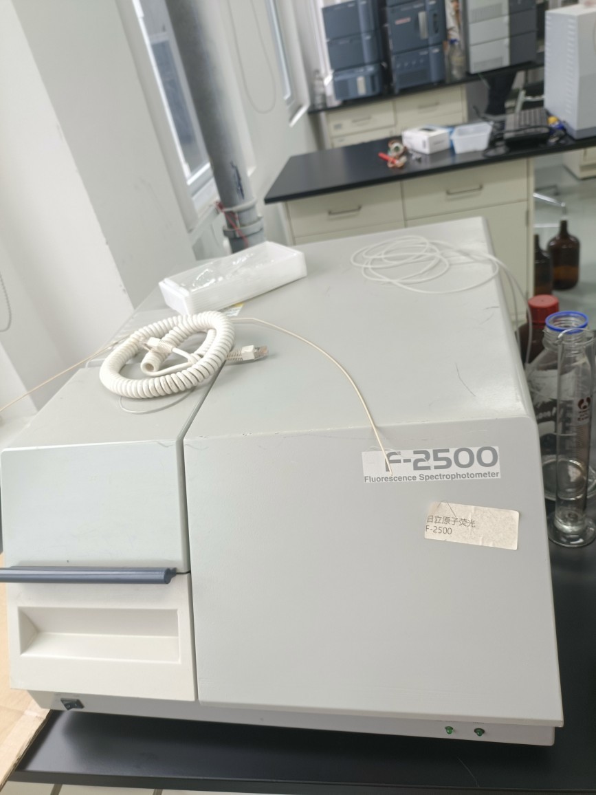 Hitachi F-2500 Hitachi Fluorescence Spectrophotometer Used F2500 Photometer Fluorescence Analysis