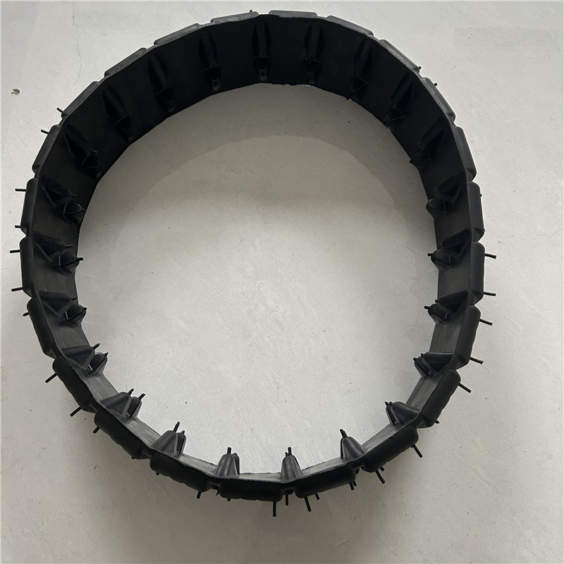 Manufacturers Supply Lawn Mower Tracks in Various Specifications, Rubber Tracks, Agricultural Lawn Mower Tracks
