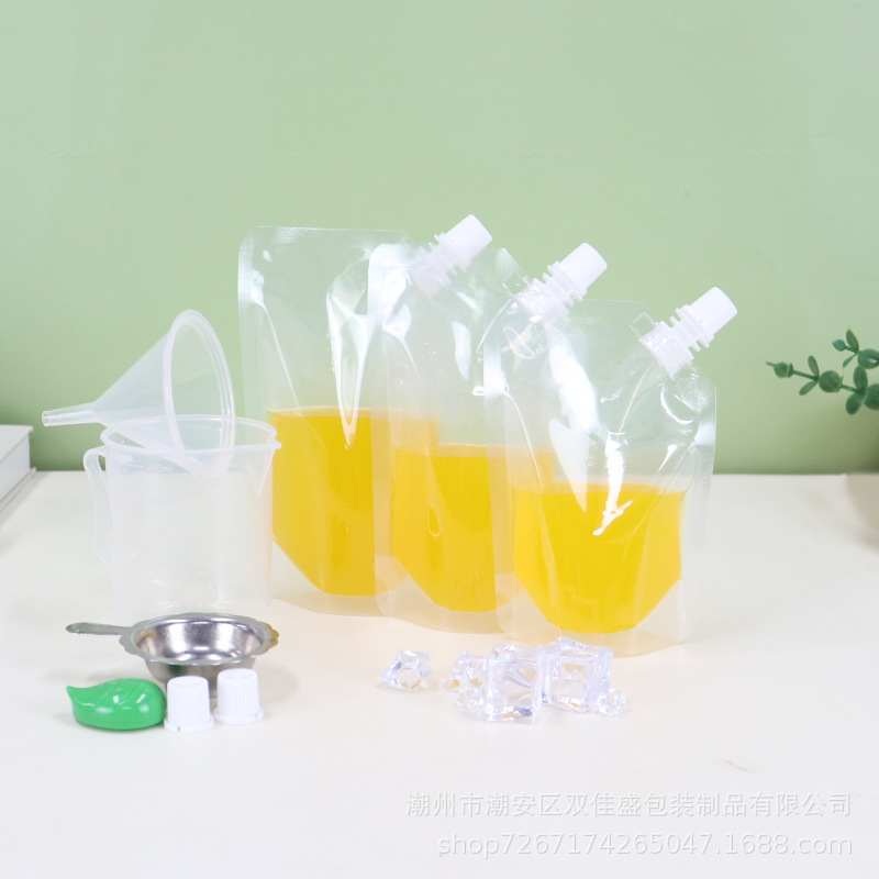 In stock transparent self-standing oblique pocket juice beverage suction nozzle plastic food bag milk tea soybean milk packing bag wholesale