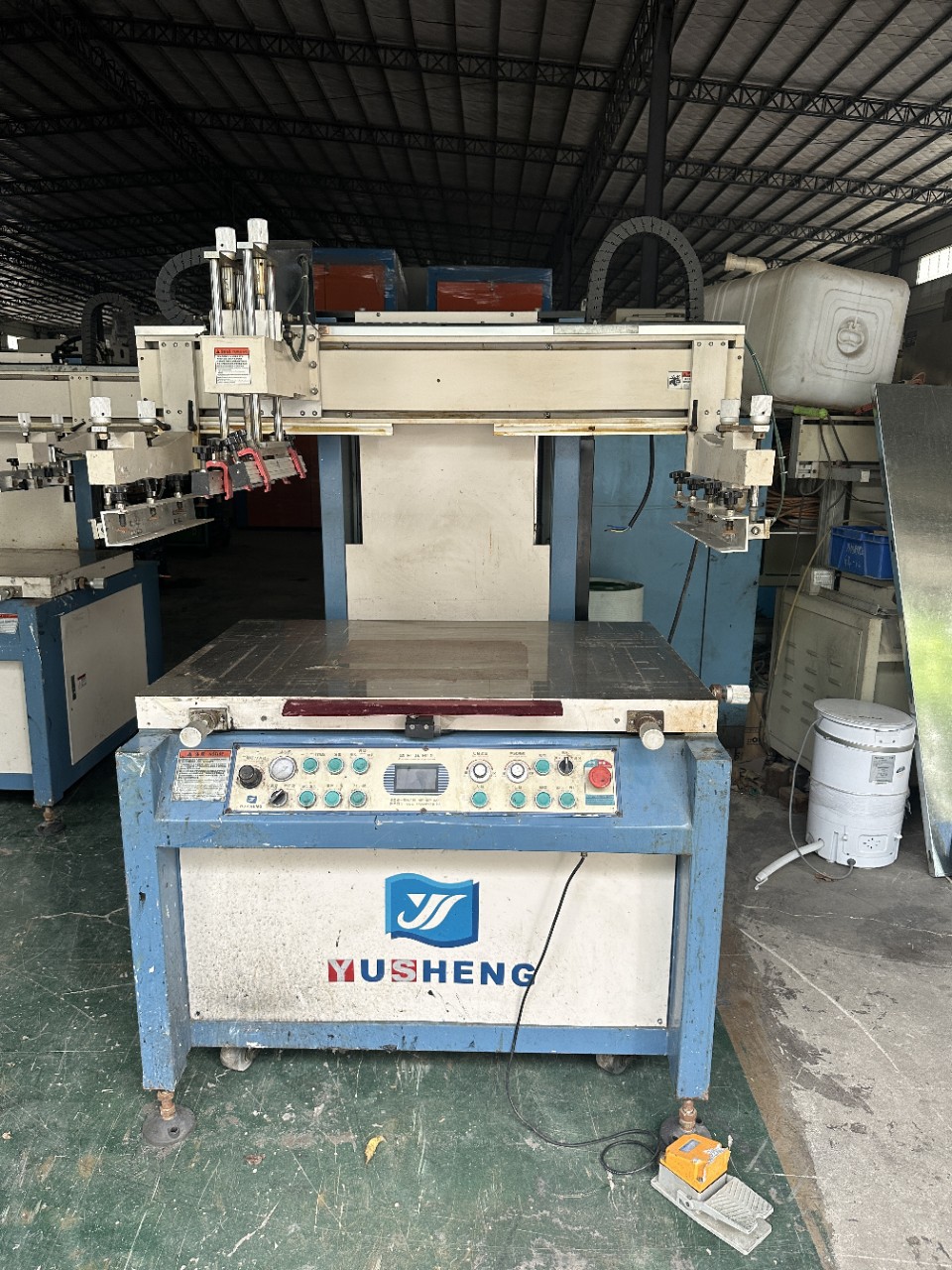 Selling used 6090 screen printing machine printing machine semi-automatic screen printing machine