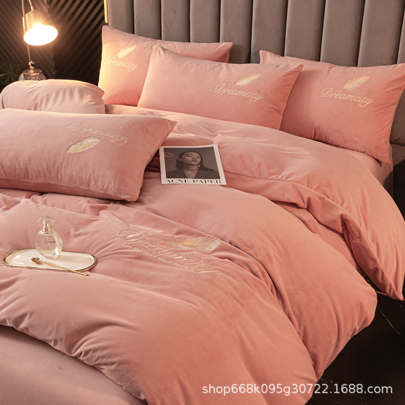 Trendy Influencer Live Crystal Velvet Solid Color Embroidery Four-Piece Set French Milk Velvet High Weight Set