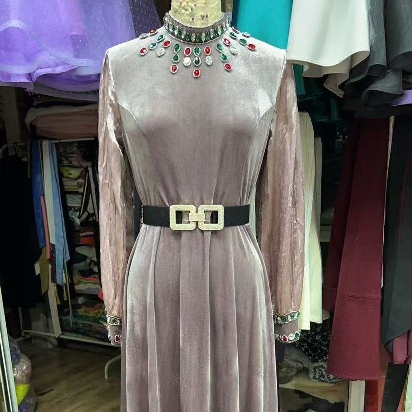 Трансграничные новые прямые продажи восточный мусульманский арабский дублинский женский модный бархатный алмазный платье