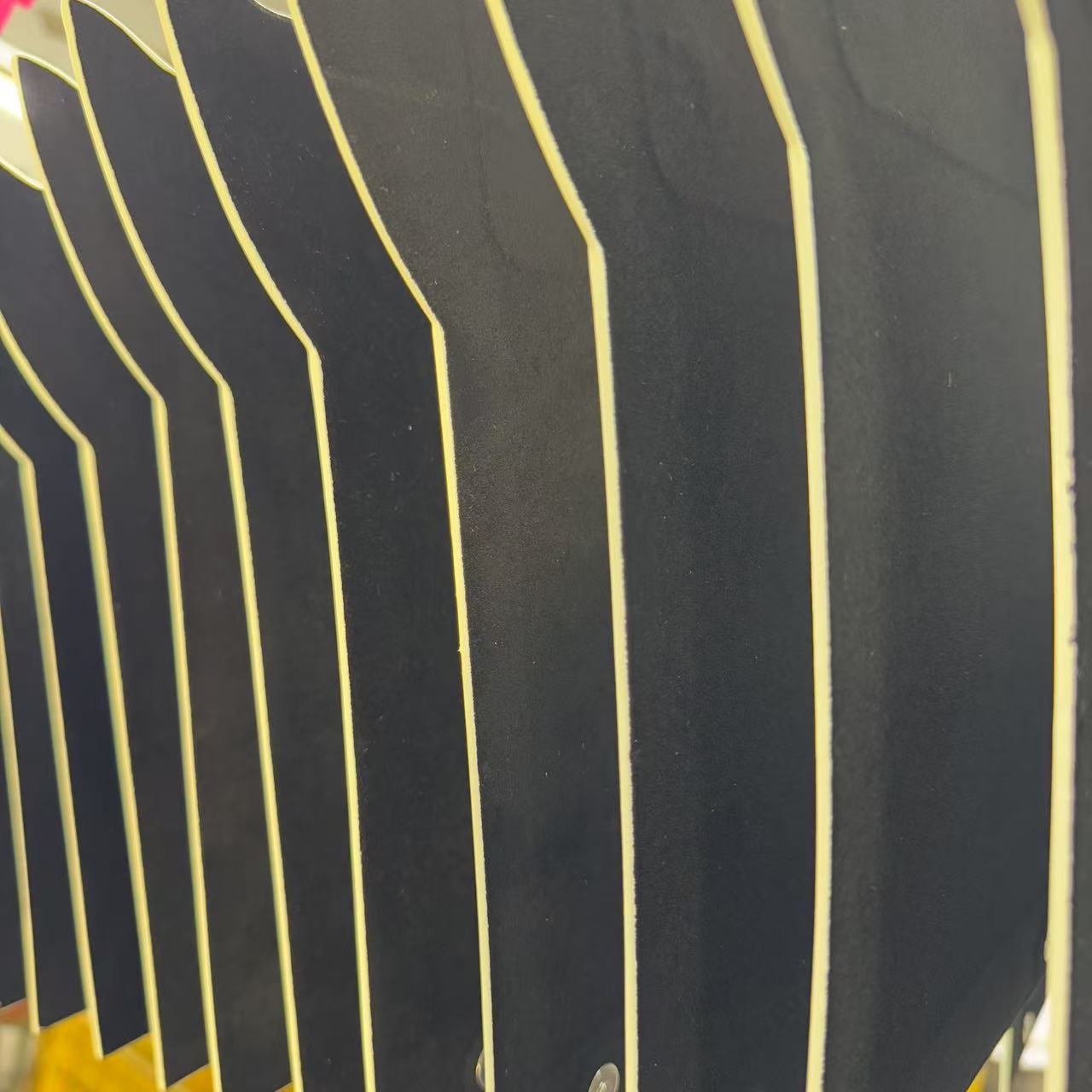 Oil-Edged Leather Goods Edge Sealing, Edge Oil Material Processing, Environmentally Friendly Oil Bags, Mobile Phone Cases, Leather Strips and Leather Goods