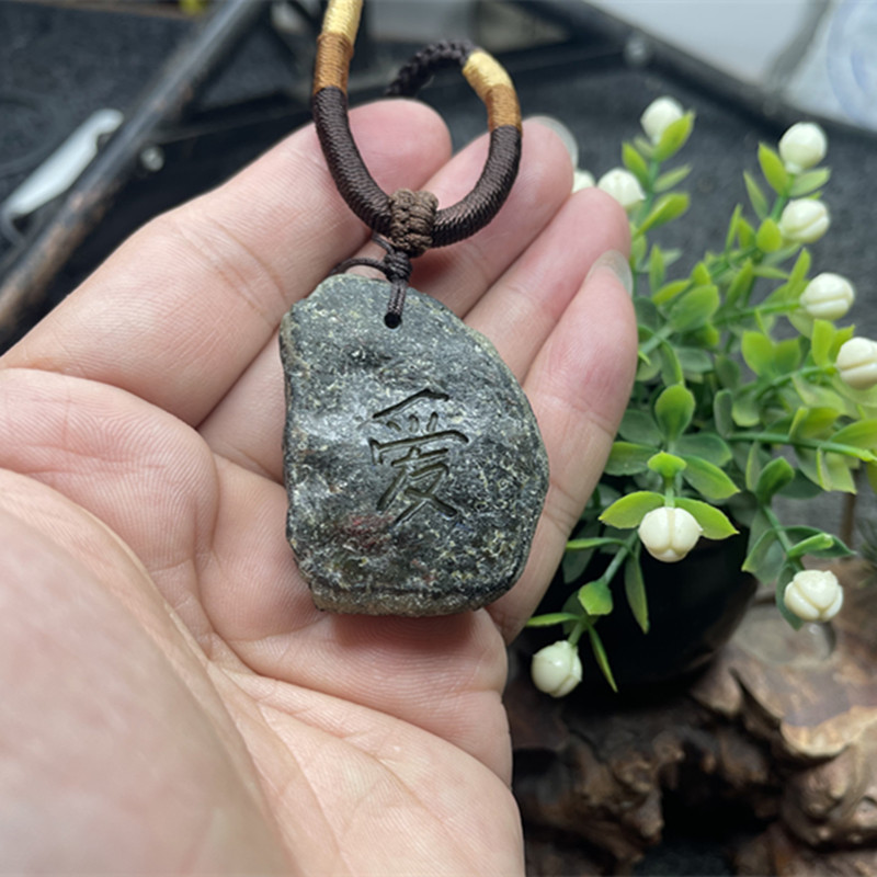 Натуральный бирманский нефрит, необработанный из Лаокена Хуйкаикайчангу, ледяного типа, высококачественный материал для кулонов, подходит для прямых трансляций, гравировки имен