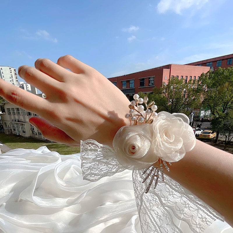 Bridesmaid's Wrist Flower Wedding Bride's Advanced Sense Hand Flower Bracelet Flower Corsage Fairy Wedding Sister Group White Accompanying Ceremony