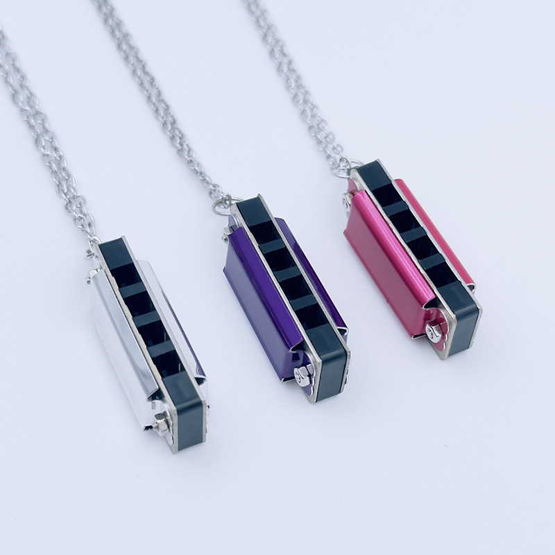 4 Hole 8 tone mini necklace small harmonica children Primary School students entry music toys kindergarten gift wholesale gift