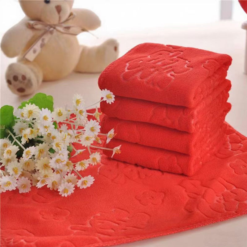 Factory wholesale big red bath towel ultra-fine fiber wedding return embossed Xi word absorbent thick soft 70*140