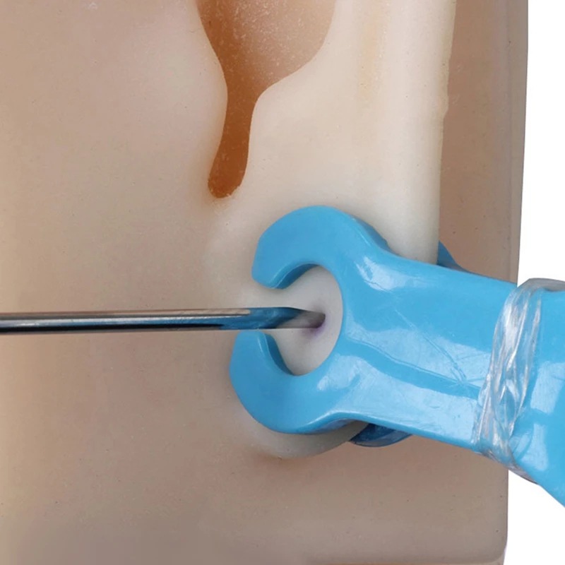 Piercing Tool Triangle Clip Disposable Transparent Opening Hemostatic Pliers Round Tool Pliers Ear Piercing Auxiliary Closing Pliers