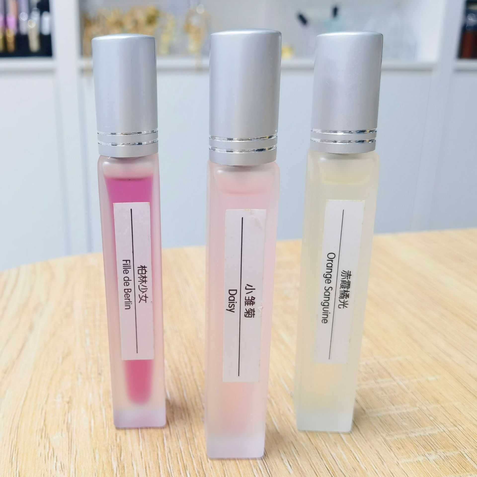 Парфюм, образец, легкий аромат, оптовая продажа во Вьетнаме