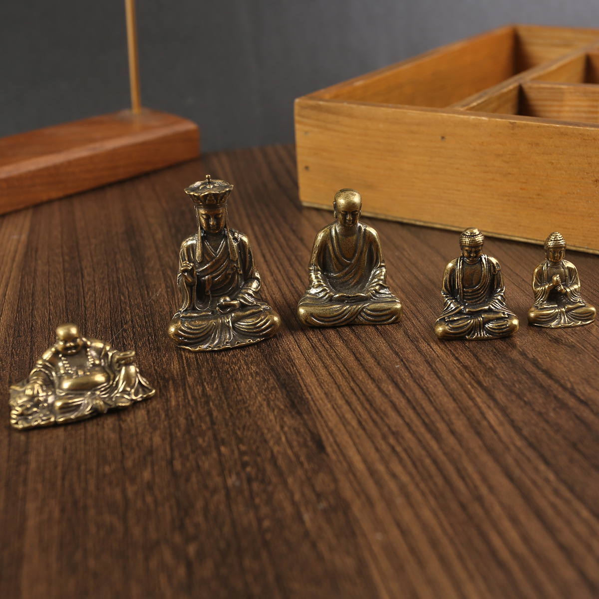 Brass Big Sun Tathagata Buddha Tang Monk Monk Smiling Face Buddha Temple Buddha Ornaments Metal Crafts Religious Supplies