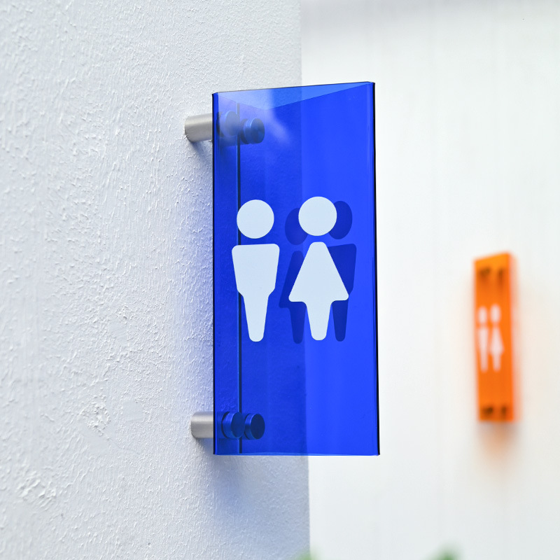 Ins Colorful Acrylic Men's and Women's Restroom Warm Reminder Sign Triangle Side Hanging Toilet Door Sign Creative Bathroom