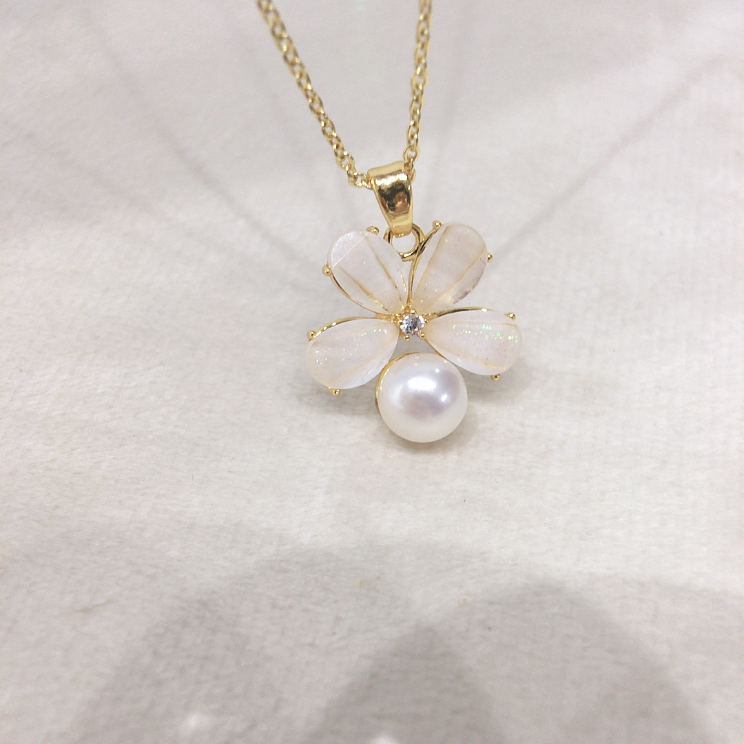 Grade 5A natural freshwater pearl pendant earrings suit small fresh flower pearl suit wholesale tremolo