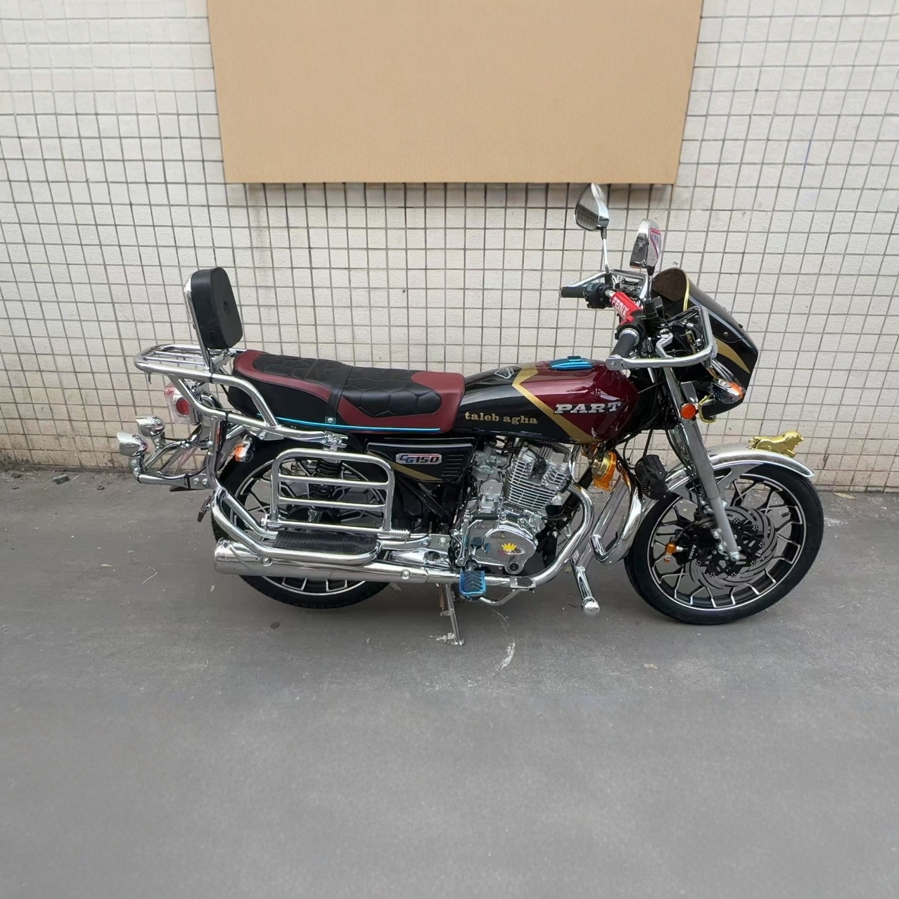 Exported to the Middle East Luxury Hooded Models Cg 125Cc 150Cc Two-Wheeled Motorcycle Fuel Motorcycle