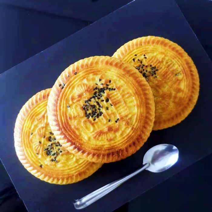 [Luliang Mooncakes] Traditional Hollow Mooncakes Roasted with Blue Charcoal, Old Taste, Freshly Made and Sold, Mid-Autumn Festival Gifts, Jinliuqing