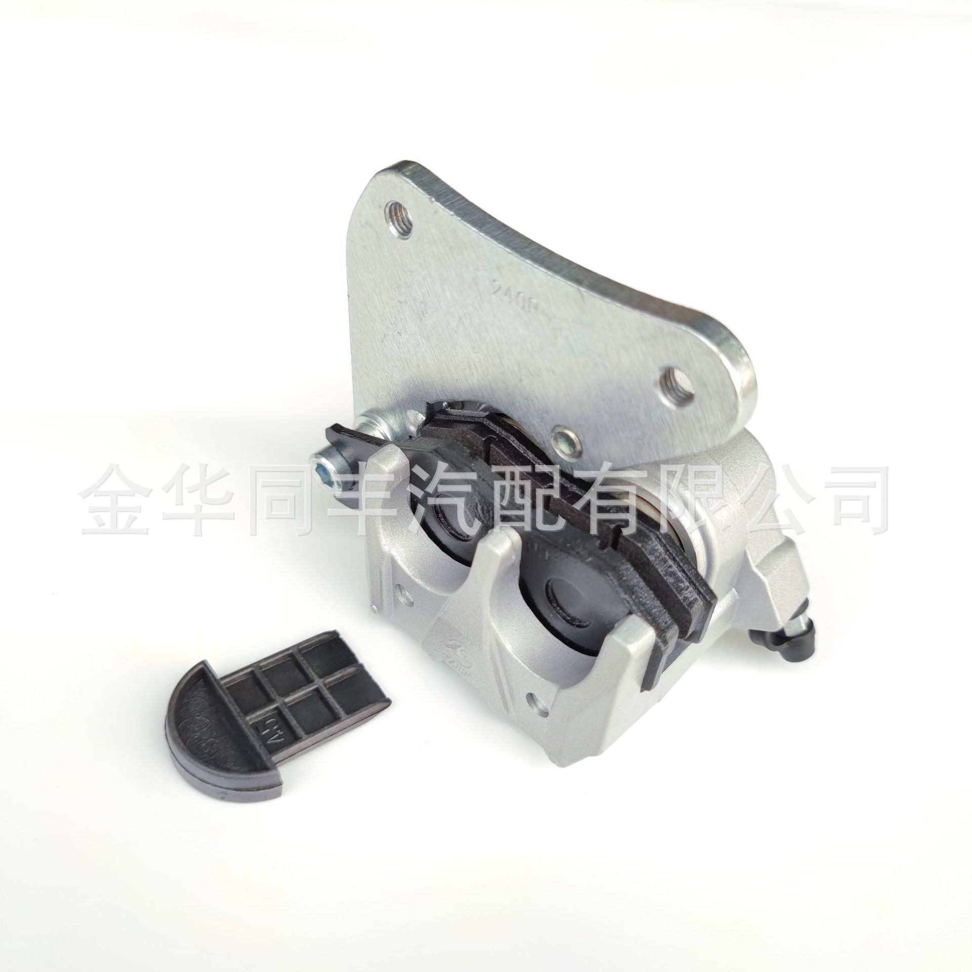 Cross-border motorcycle caliper brake caliper right applicable spring wind CFMOTO/CFZ8 ZFORCE hydraulic brake pump