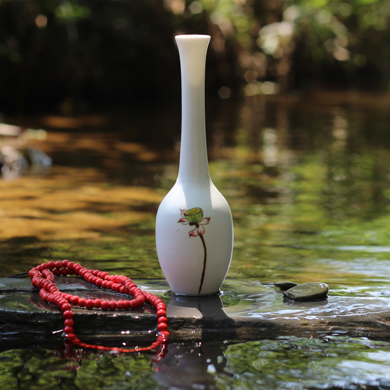 Jingdezhen Ceramic Vase Creative Ornaments Hand-Painted Lotus White Porcelain Vase Guanyin Jade Pure Vase Simple Hydroponic Flower Arrangement