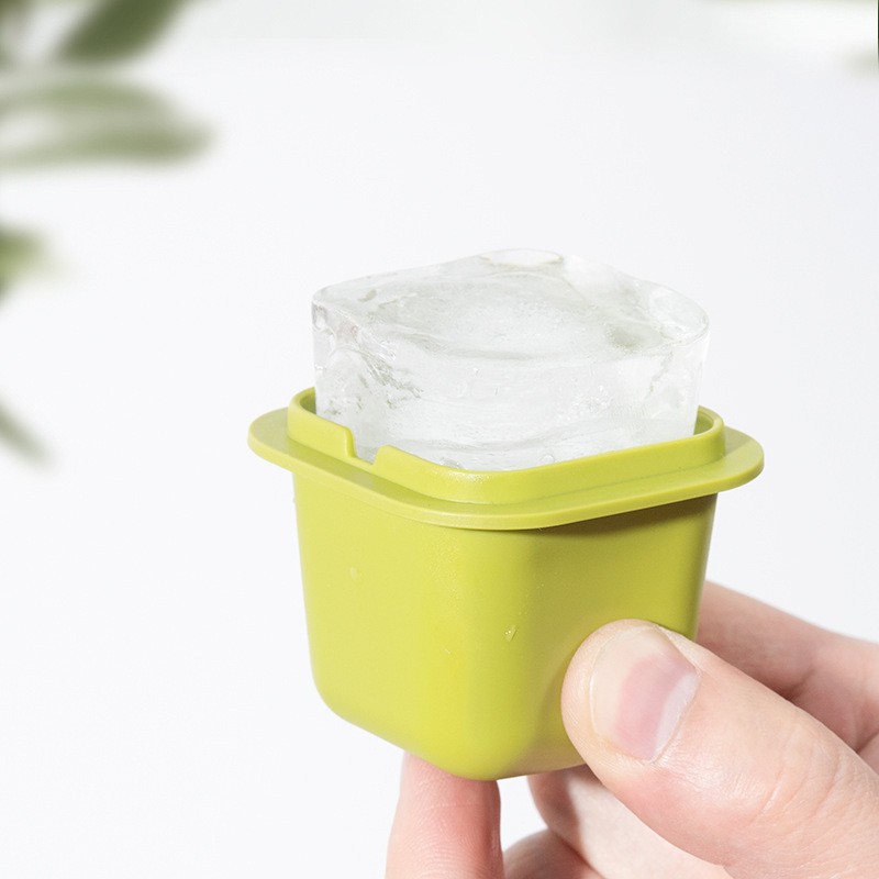 Household Ice Cube Mold One-bite Ice Cube Single Ice Cube Square Ice Box Quick-frozen Easy-to-demold Ice Storage Box with Lid